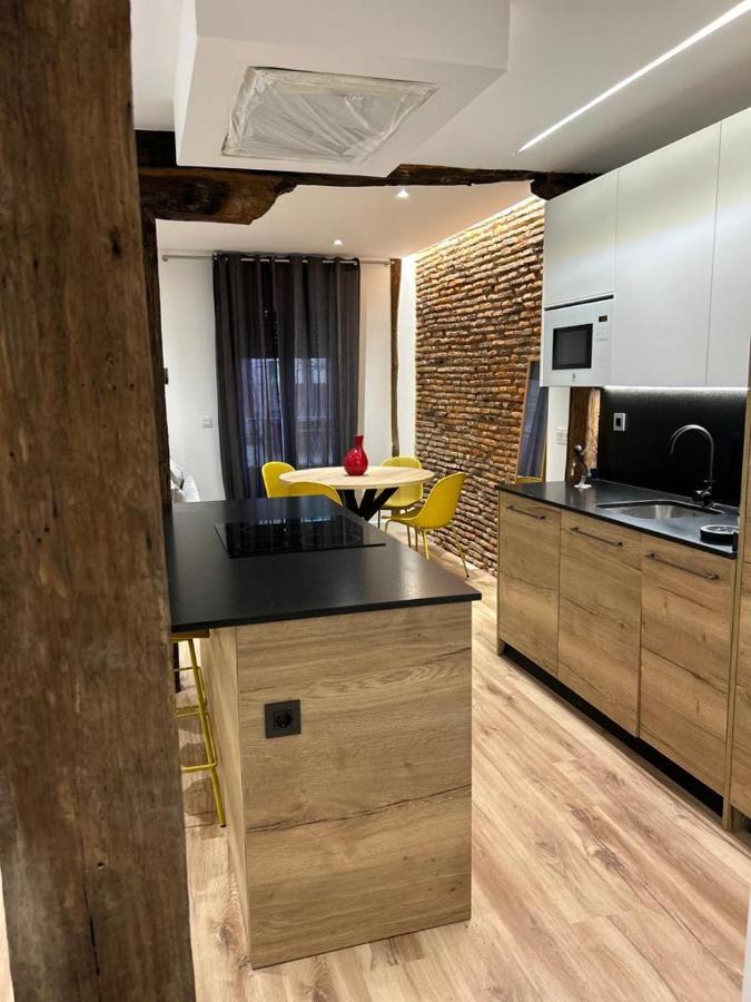 Apartamento Deluxe Casco Viejo Bilbao Exteriör bild