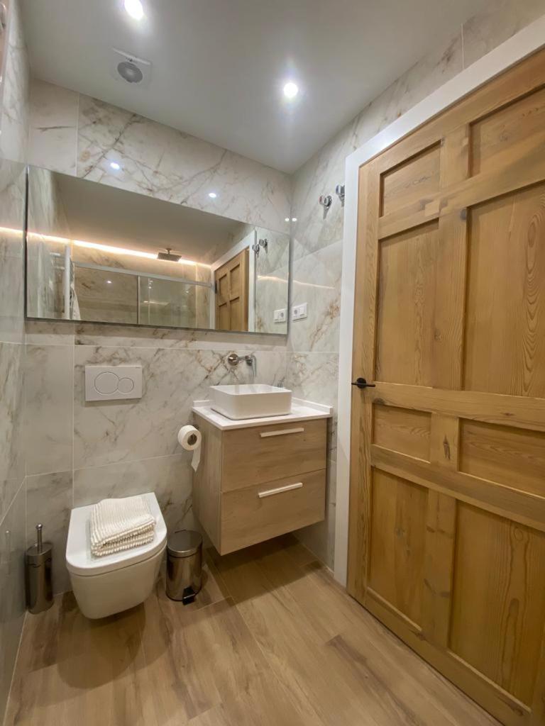 Apartamento Deluxe Casco Viejo Bilbao Exteriör bild